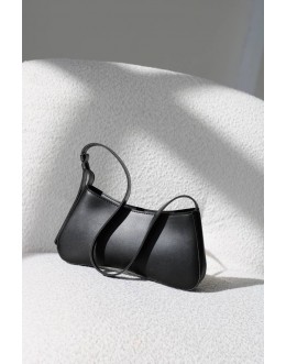 Жіноча сумка-багет чорна