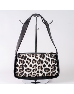 Жіноча сумка-багет чорний леопард